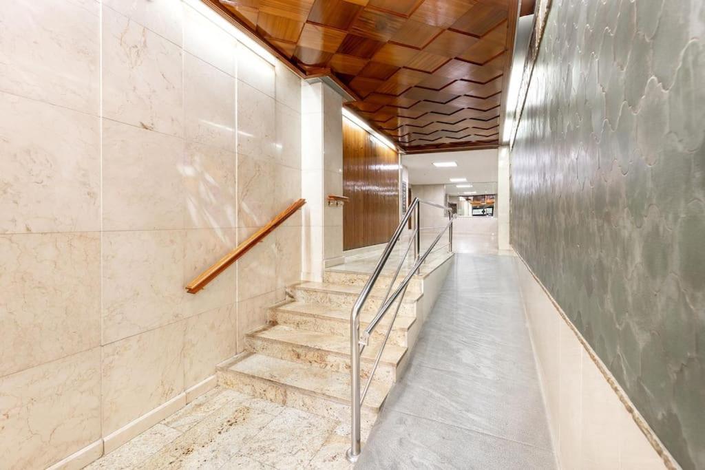 Апартаменты Precioso Piso Con Terraza En Centro De Гранада Экстерьер фото